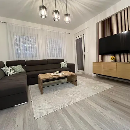 Stan Na Dan Towerlife *